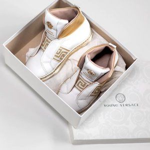 [EU26] VERSACE Leather Sneaker BNWT - in box